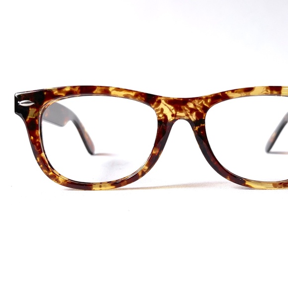 Vintage +1.50 WIDE FIT Reading Glasses Tortoise Handsome Rectangular Horn Rim - Picture 1 of 13